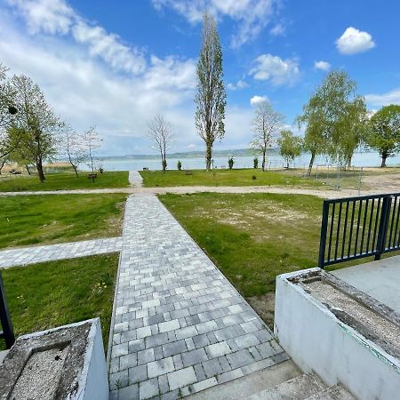 Siesta Apartman Lägenhet Balatonberény Exteriör bild